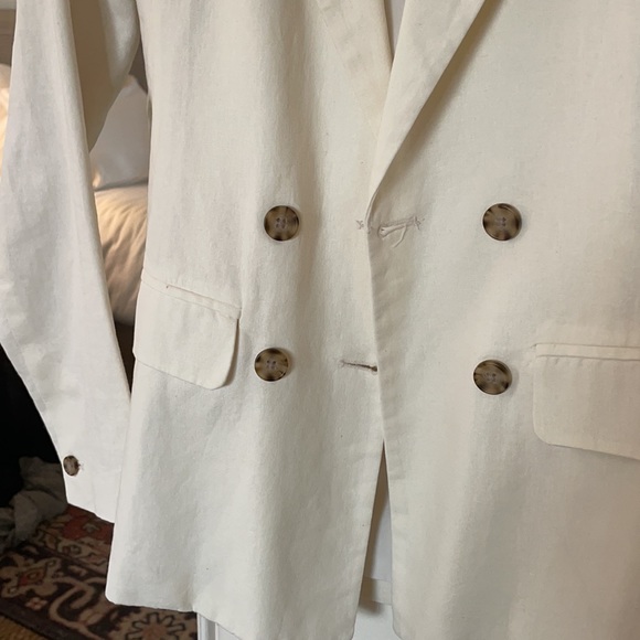 Abercrombie white linen blazer - Picture 2 of 4